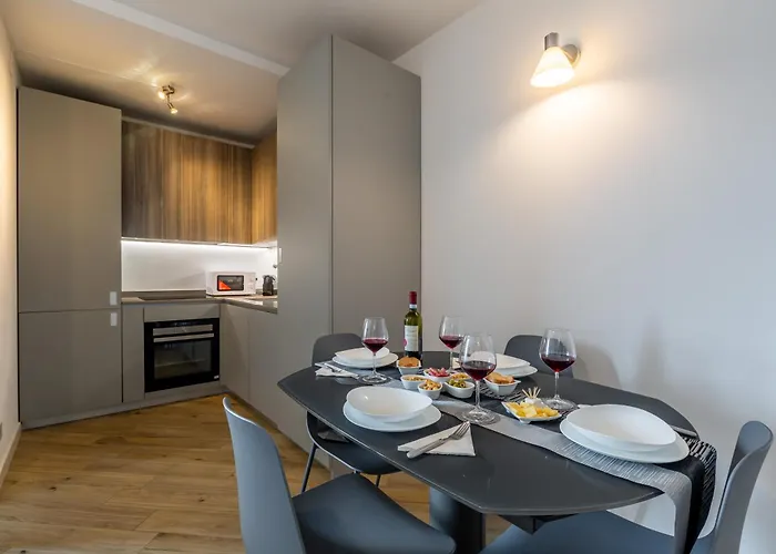Aurealiving - Trastevere With Rooftop & Gym, Your Place In * Rom