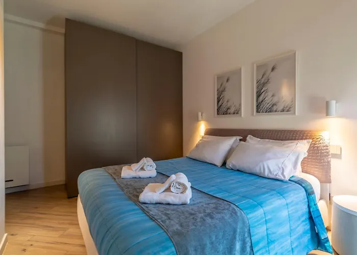 Aurealiving - Trastevere With Rooftop & Gym, Your Place In