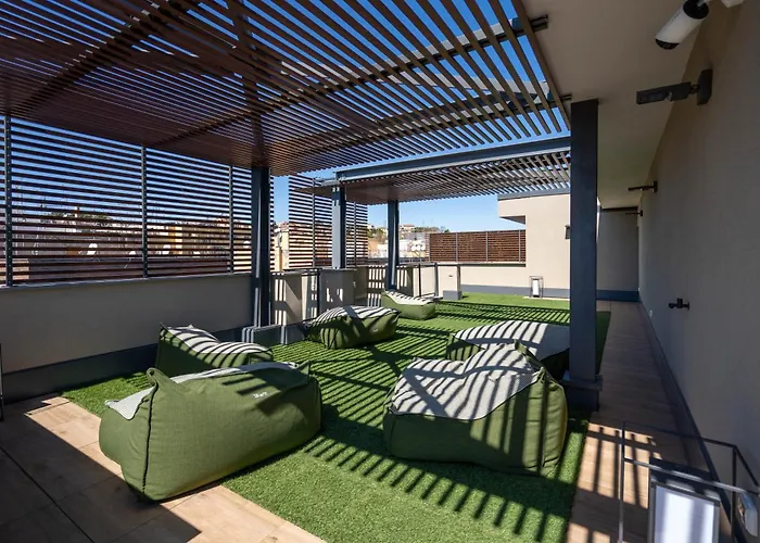 Apartment Aurealiving - Trastevere With Rooftop & Gym, Your Place In