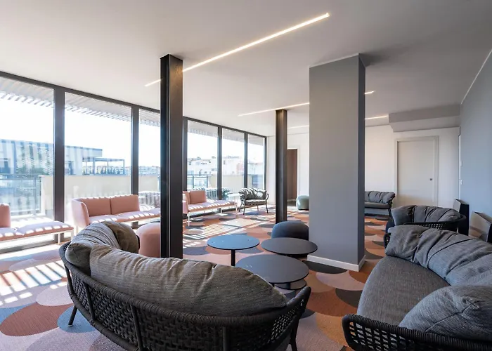 Aurealiving - Trastevere With Rooftop & Gym, Your Place In *